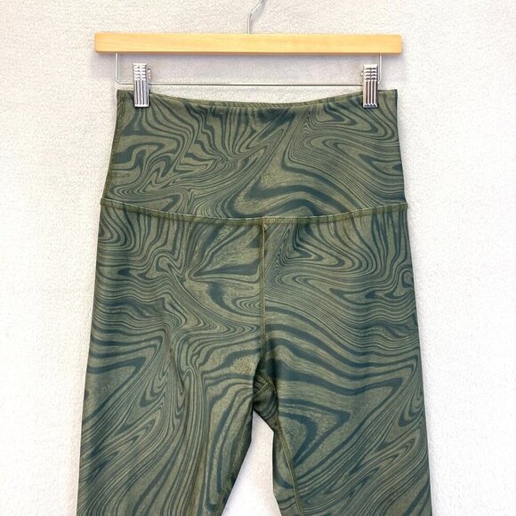 Beyond Yoga High Rise Swirl Dye Leggings Womens Medium M Olive Green USA Camo - Picture 3 of 11